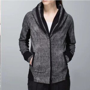 EUC LULULEMON TO CLASS JACKET, SZ 4